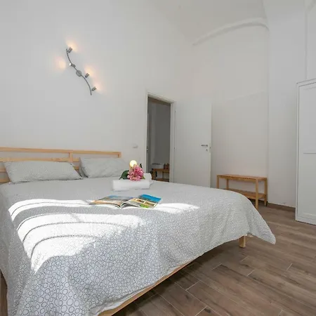 Sleeps 4