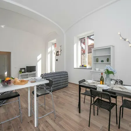 Sleeps 4